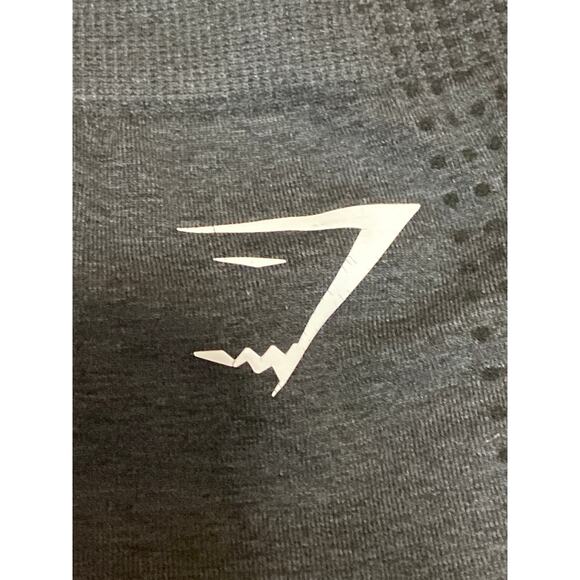 Gymshark Womens Black Mid Rise Yoga Workout Running Athletic Biker Shorts Size S - Picture 3 of 3